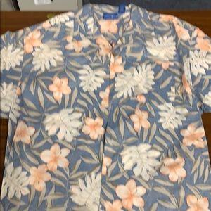 Men’s Hawaiian shirt